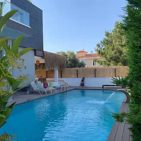 Luxury Vacation Seaside With Privacy *