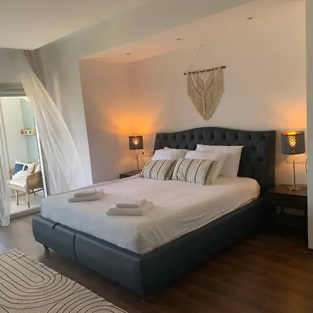 Luxury Vacation Seaside With Privacy *