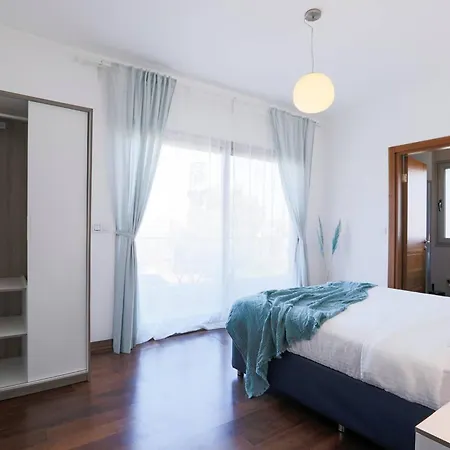 Luxury Vacation Seaside With Privacy Villa *